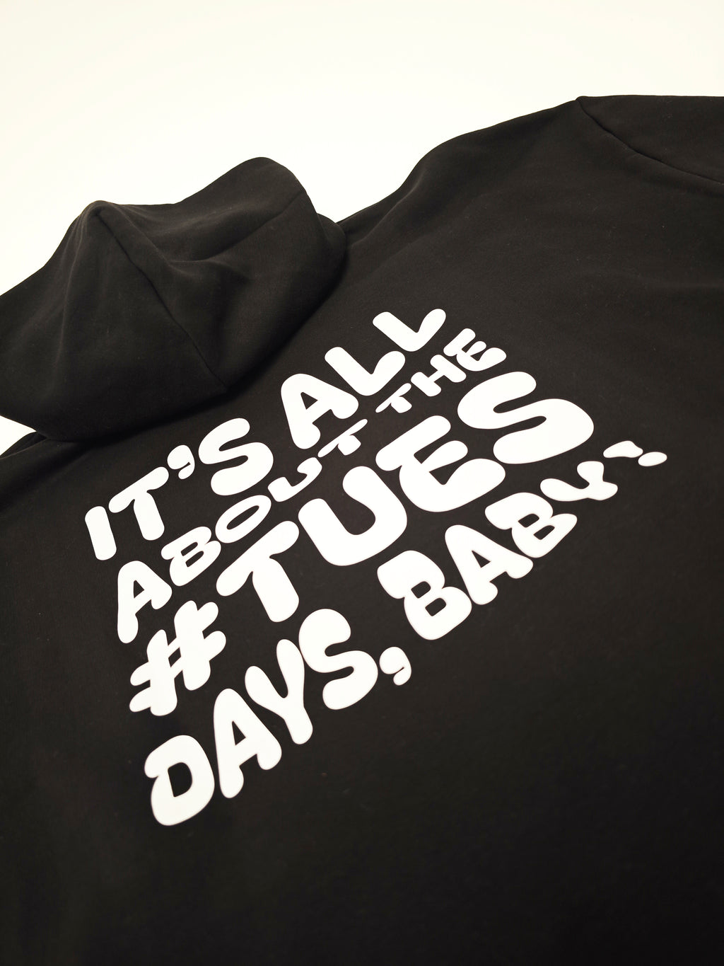 "#TUES! Day" Hoodie schwarz
