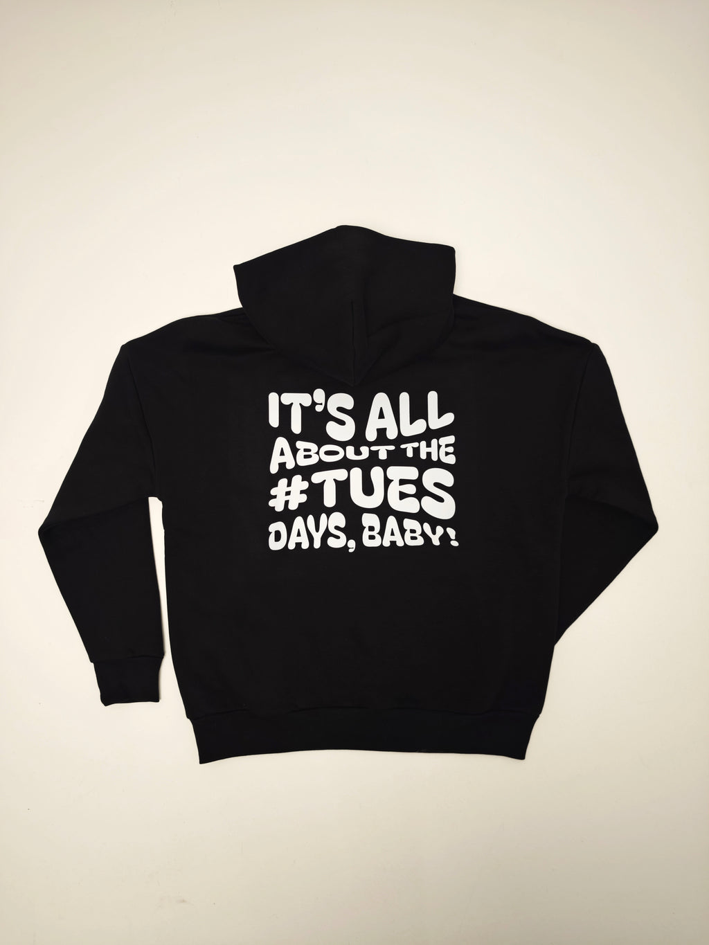 "#TUES! Day" Hoodie schwarz