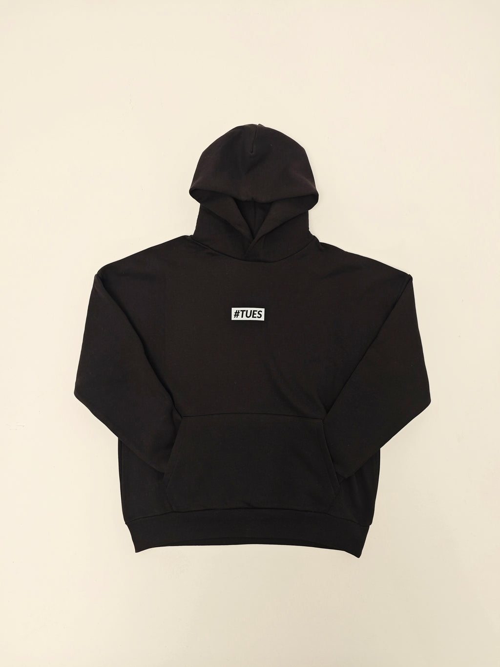 "#TUES! Day" Hoodie schwarz